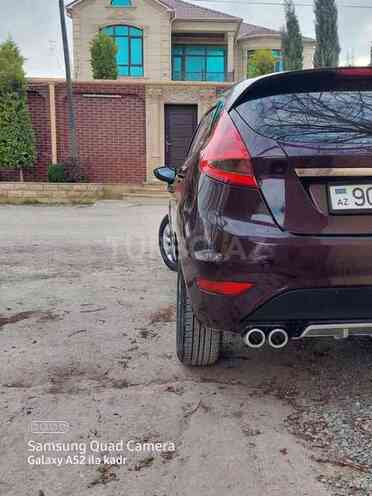 Ford Fiesta 2011, 135,405 km - 1.4 l - Bakı