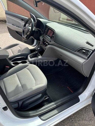 Hyundai Elantra 2016, 140,000 km - 2.0 l - Lənkəran