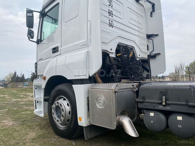Mercedes Axor 1840 2010, 974,478 km - 12.0 л - Bakı