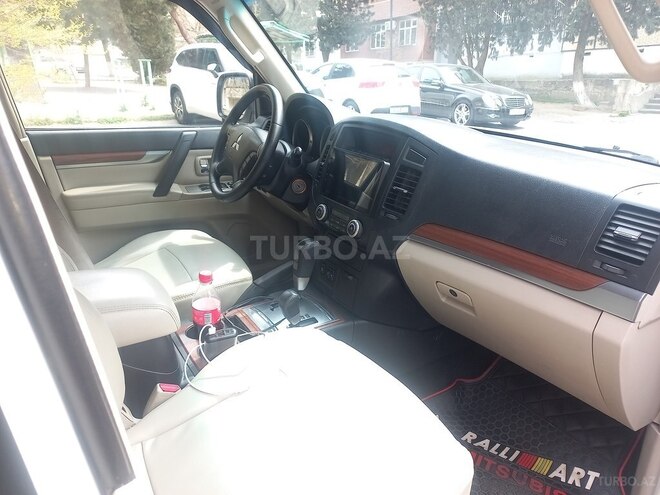 Mitsubishi Pajero 2007, 200,000 km - 3.0 l - Bakı