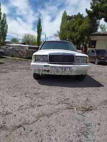 Mercedes 190 1992, 195,327 km - 1.8 л - Şəki