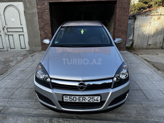 Opel Astra 2006, 143,000 km - 1.4 л - Bakı
