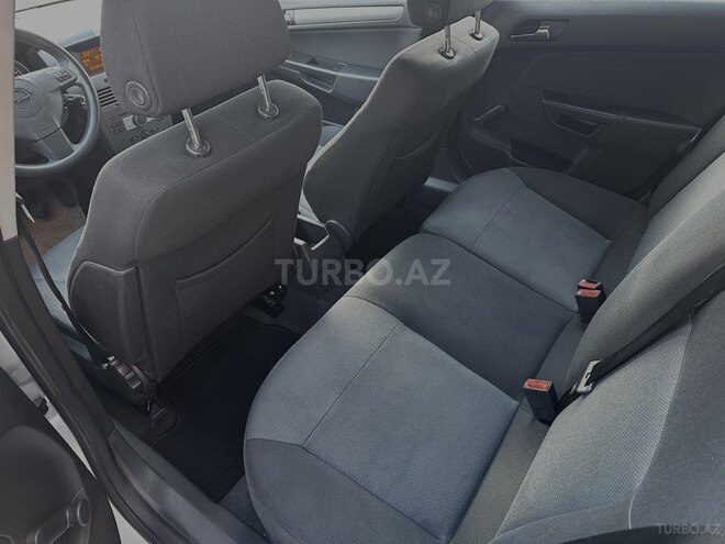 Opel Astra 2006, 143,000 km - 1.4 л - Bakı