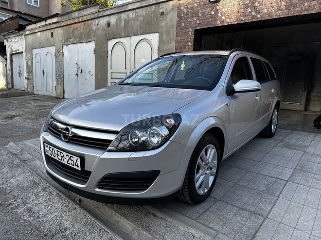 Opel Astra 2006, 143,000 km - 1.4 л - Bakı