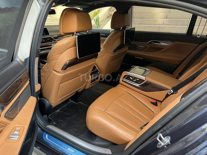 BMW 740 2016, 88,000 km - 3.0 l - Bakı