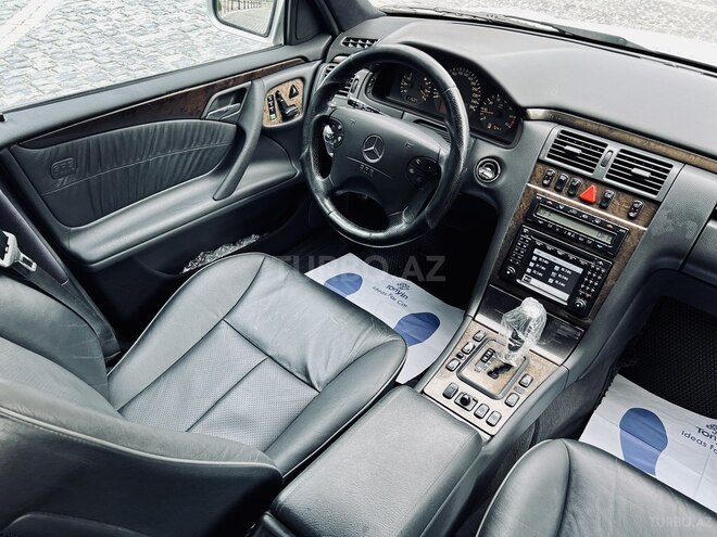 Mercedes E 320 2000, 198,567 km - 3.2 л - Bakı