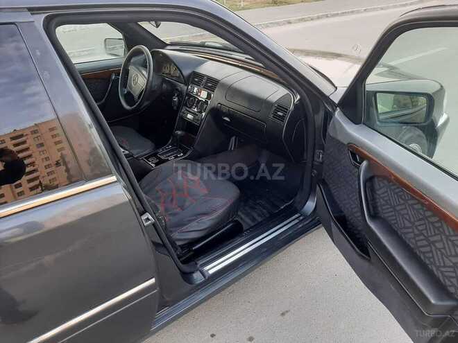 Mercedes C 250 1995, 300,000 km - 2.5 l - Bakı