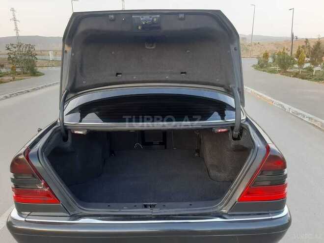 Mercedes C 250 1995, 300,000 km - 2.5 l - Bakı