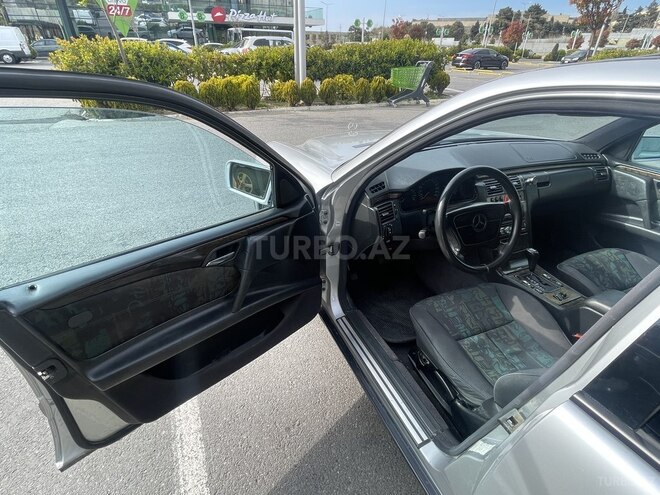 Mercedes E 240 1997, 420,000 km - 2.4 l - Bakı