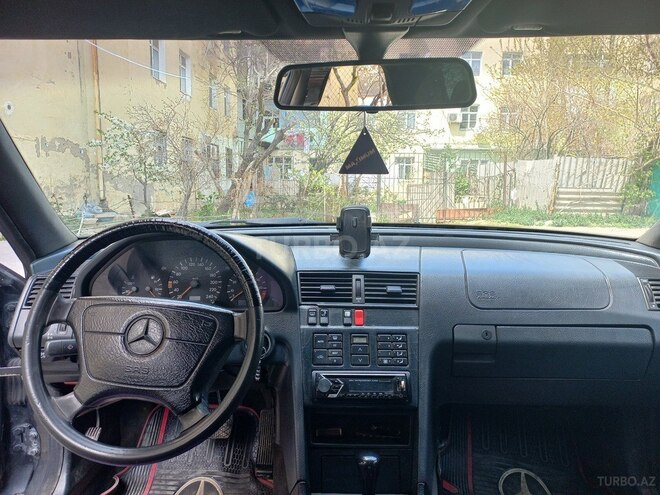 Mercedes C 220 1994, 350,000 km - 2.2 л - Sumqayıt