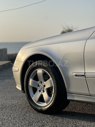 Mercedes E 320 2004, 226,000 km - 3.2 л - Bakı