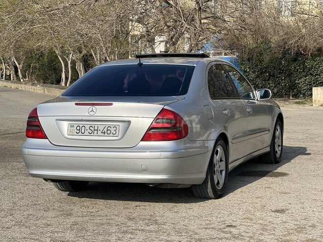 Mercedes E 320 2004, 226,000 km - 3.2 л - Bakı