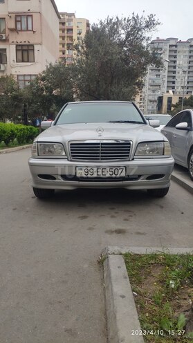 Mercedes C 200 2000, 255,000 km - 2.0 л - Bakı