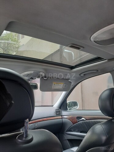 Mercedes E 240 2002, 277,000 km - 2.4 l - Bakı