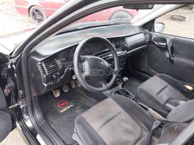 Opel Vectra 2000, 500,000 km - 1.8 l - Masallı