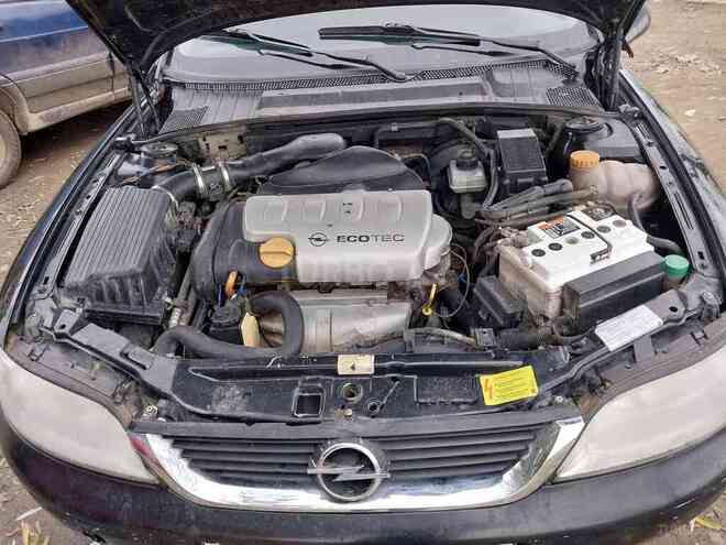 Opel Vectra 2000, 500,000 km - 1.8 l - Masallı