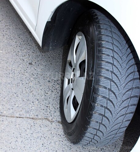Skoda Rapid 2016, 157,000 km - 1.4 l - Bakı