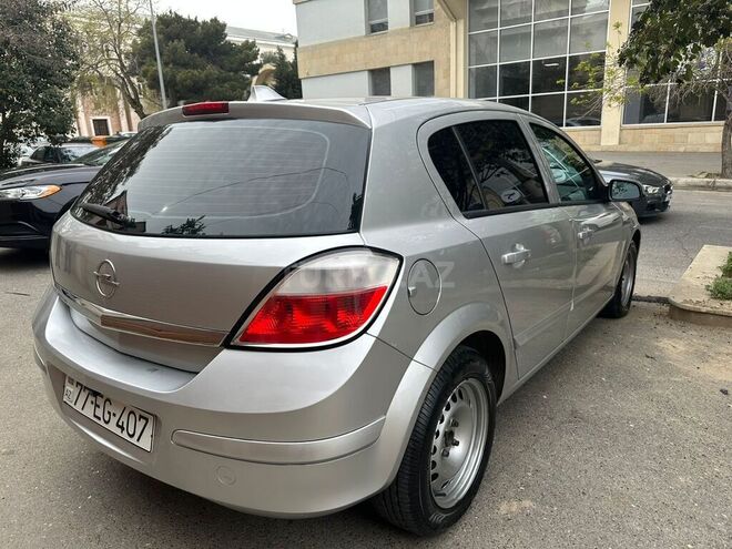 Opel Astra 2007, 183,000 km - 1.4 l - Bakı