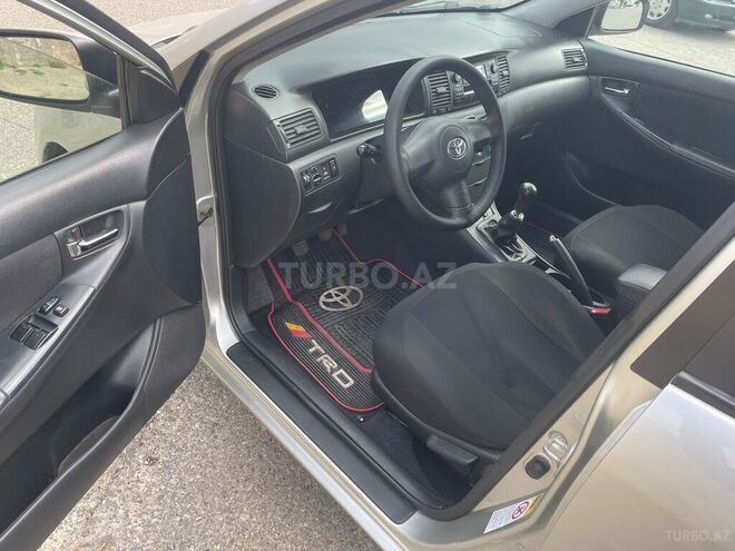 Toyota Corolla 2005, 224,000 km - 1.4 l - Bakı