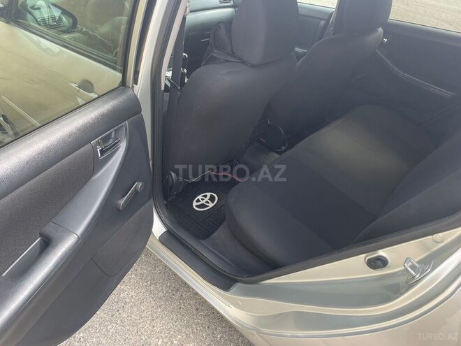Toyota Corolla 2005, 224,000 km - 1.4 l - Bakı