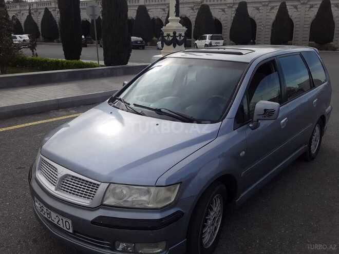 Mitsubishi Chariot 2001, 185,000 km - 2.4 л - Gəncə