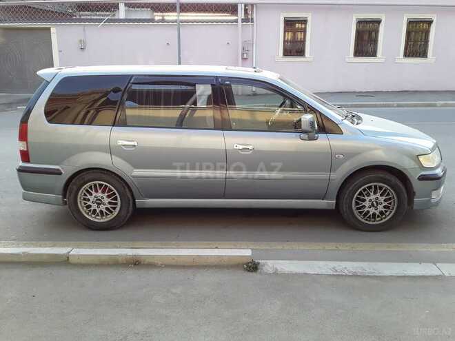Mitsubishi Chariot 2001, 185,000 km - 2.4 л - Gəncə
