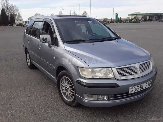 Mitsubishi Chariot 2001, 185,000 km - 2.4 л - Gəncə