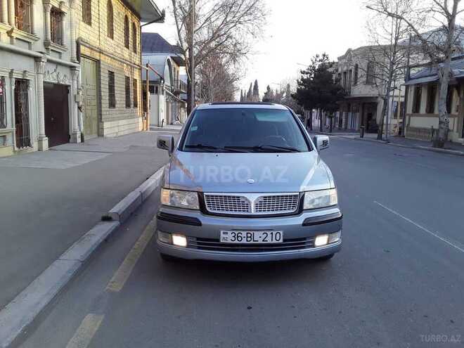 Mitsubishi Chariot 2001, 185,000 km - 2.4 л - Gəncə