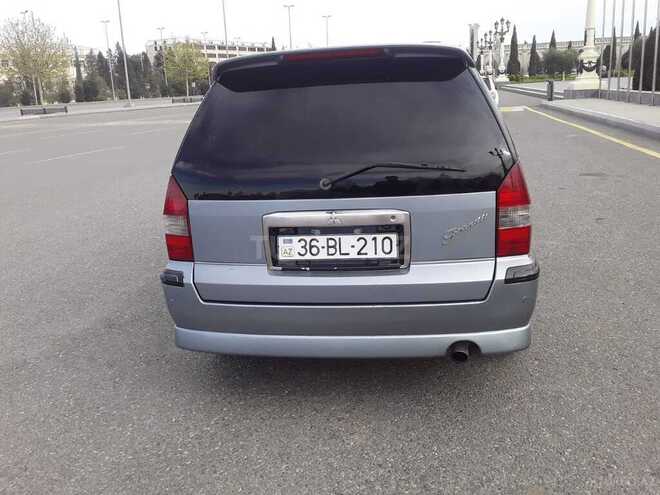 Mitsubishi Chariot 2001, 185,000 km - 2.4 л - Gəncə