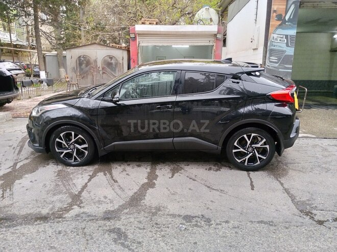 Toyota C-HR 2017, 8,442 km - 2.0 л - Bakı