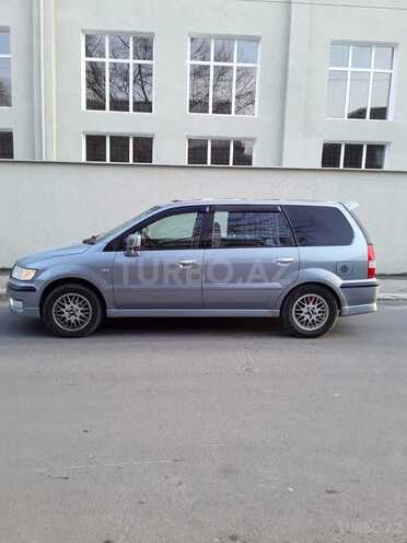 Mitsubishi Chariot 2001, 185,000 km - 2.4 л - Gəncə