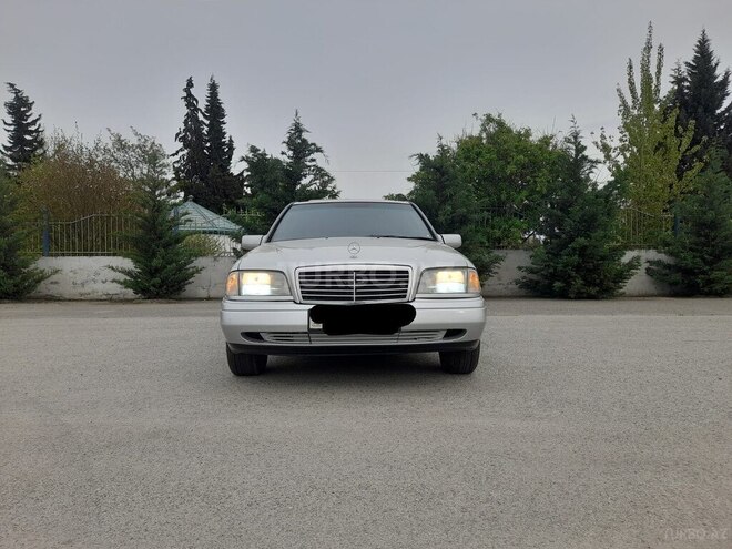 Mercedes C 220 1994, 300,000 km - 2.2 л - Sabirabad