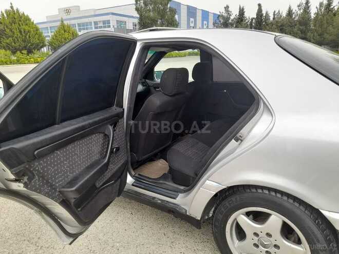 Mercedes C 220 1994, 300,000 km - 2.2 л - Sabirabad