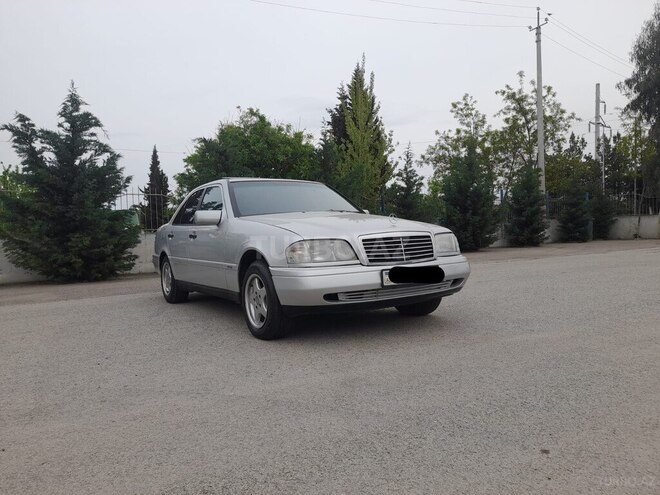 Mercedes C 220 1994, 300,000 km - 2.2 л - Sabirabad