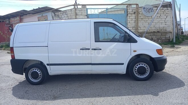 Mercedes Vito 108 2000, 277,000 km - 2.2 l - Bakı