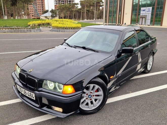 BMW 318 1997, 243,457 km - 1.8 l - Sumqayıt
