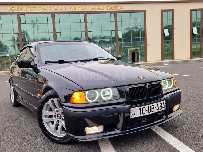 BMW 318 1997, 243,457 km - 1.8 l - Sumqayıt