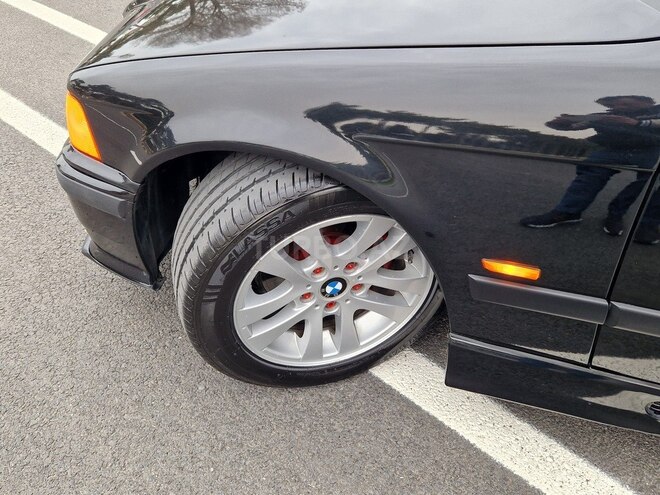 BMW 318 1997, 243,457 km - 1.8 l - Sumqayıt