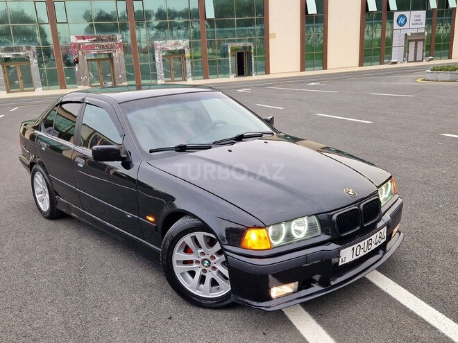 BMW 318 1997, 243,457 km - 1.8 l - Sumqayıt