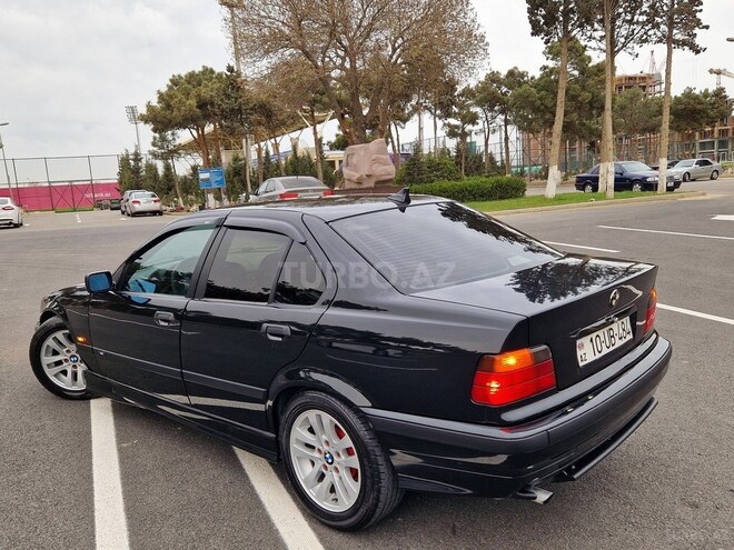 BMW 318 1997, 243,457 km - 1.8 l - Sumqayıt