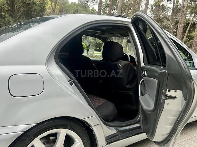 Mercedes C 220 2001, 321,456 km - 2.2 l - Bakı