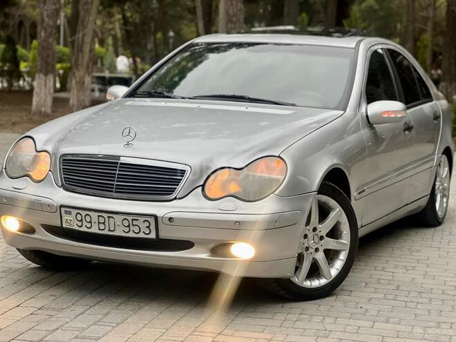 Mercedes C 220 2001, 321,456 km - 2.2 l - Bakı