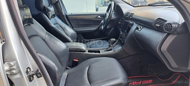 Mercedes C 180 2003, 246,700 km - 1.8 л - Sumqayıt