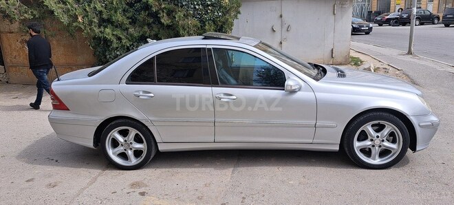 Mercedes C 180 2003, 246,700 km - 1.8 л - Sumqayıt