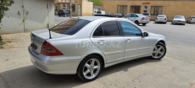 Mercedes C 180 2003, 246,700 km - 1.8 л - Sumqayıt