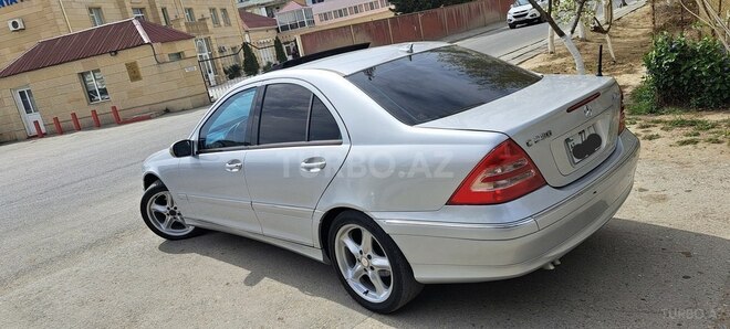 Mercedes C 180 2003, 246,700 km - 1.8 л - Sumqayıt