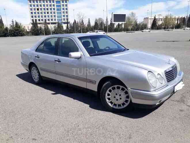Mercedes E 240 1999, 190,000 km - 2.4 l - Gəncə