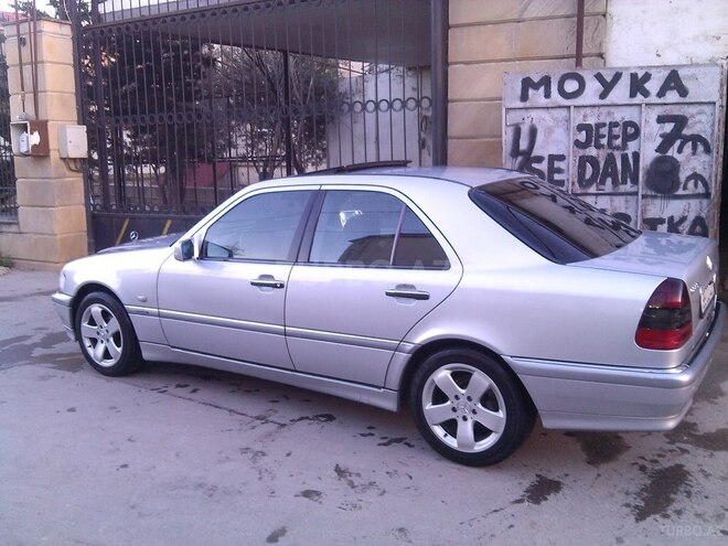 Mercedes C 240 1999, 287,000 km - 2.4 л - Bakı