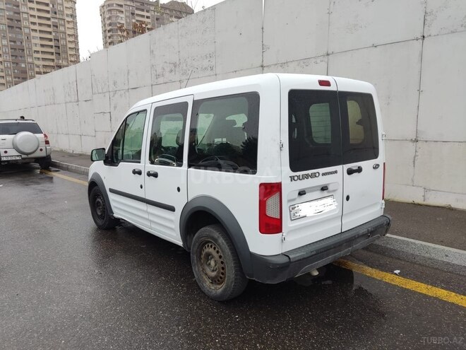 Ford Tourneo Connect 2014, 276,000 km - 1.8 л - Bakı