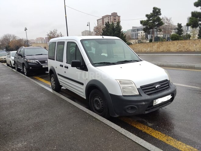Ford Tourneo Connect 2014, 276,000 km - 1.8 л - Bakı